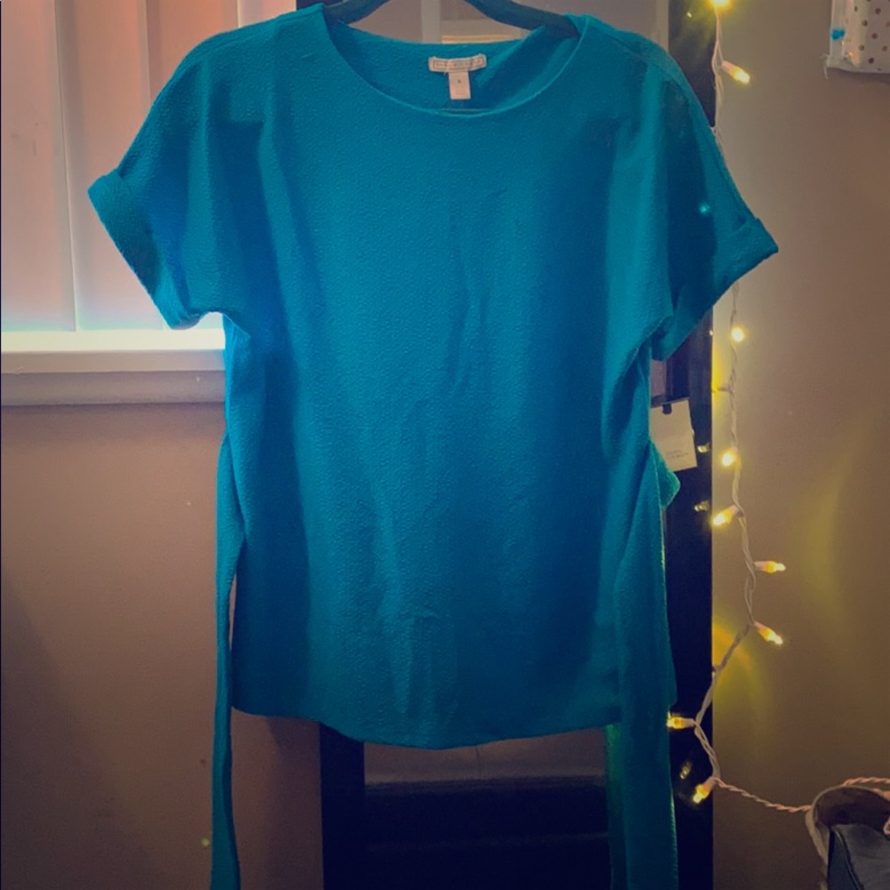 Dana Buchman Top (sky blue)